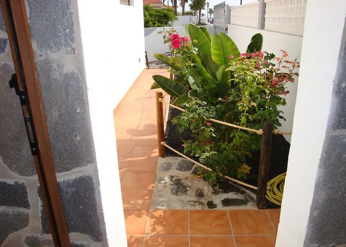 Paradise 1 Minute From The *