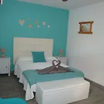 Paradise 1 Minute From The