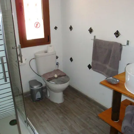 Paradise 1 Minute From The