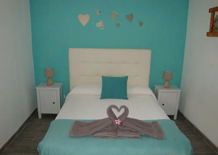 Paradise 1 Minute From The