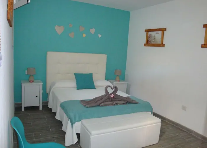 Paradise 1 Minute From The