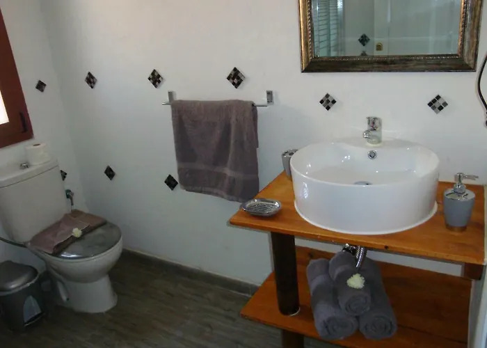 Paradise 1 Minute From The Apartment